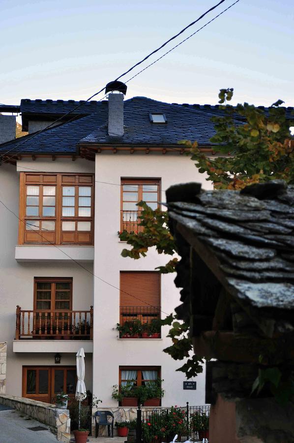 El Mirador De Fuentes Del Narcea Hotell Moncó Eksteriør bilde