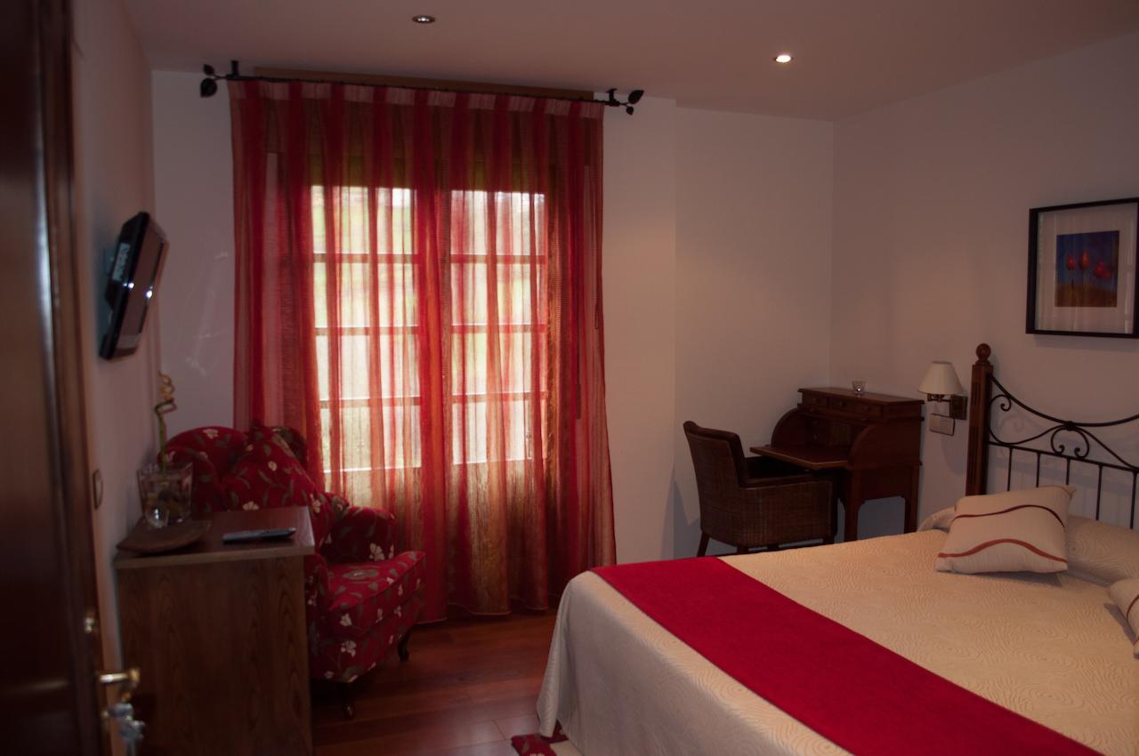 El Mirador De Fuentes Del Narcea Hotell Moncó Rom bilde